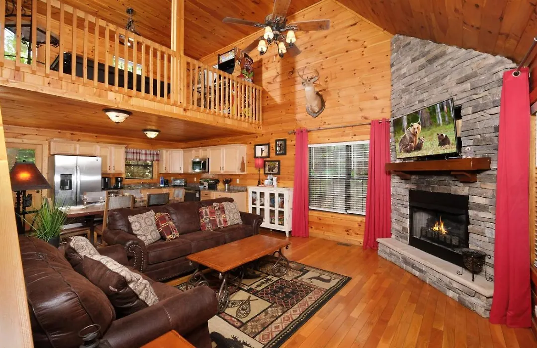 Little Bear Cabin-1